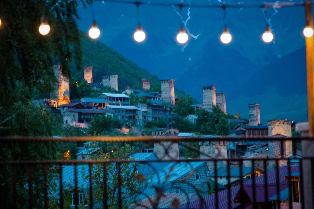 Hotel Mestia Inn Ngoại thất bức ảnh